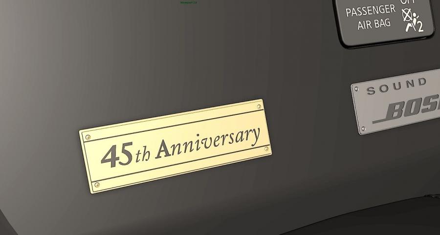  Nissan GT-R 45th Anniversary Gold Edition 2015 года  (фото 17 из 22)